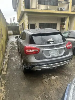 Mercedes-Benz GLA 250 2015 Gray