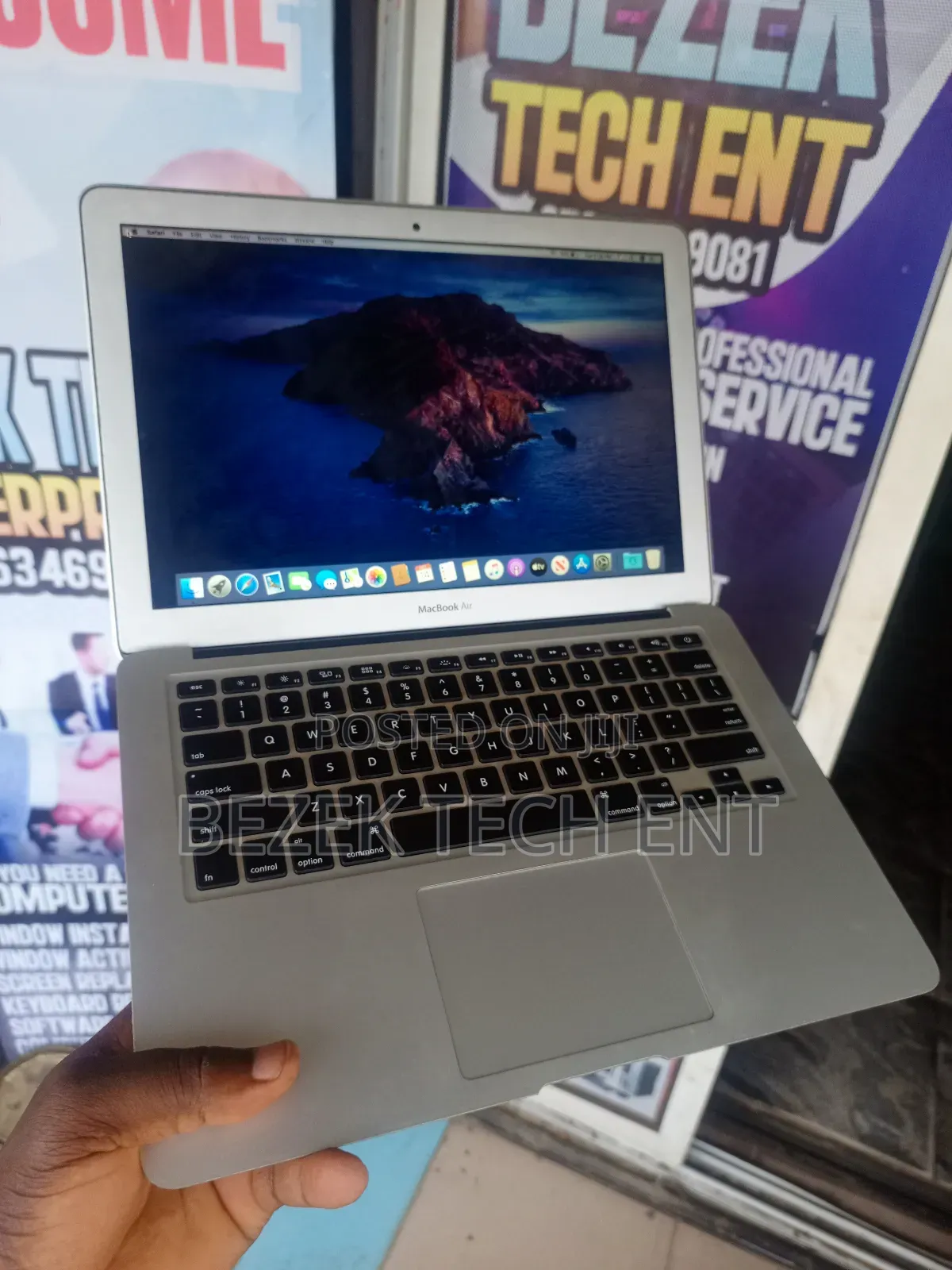 New Laptop Apple MacBook 2013 4GB Intel Core I5 SSD 256GB