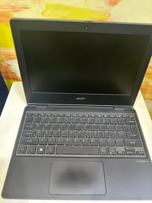 Laptop Acer TravelMate B 8GB Intel Pentium SSD 128GB