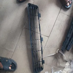 Down Grill Camry 2010/2011