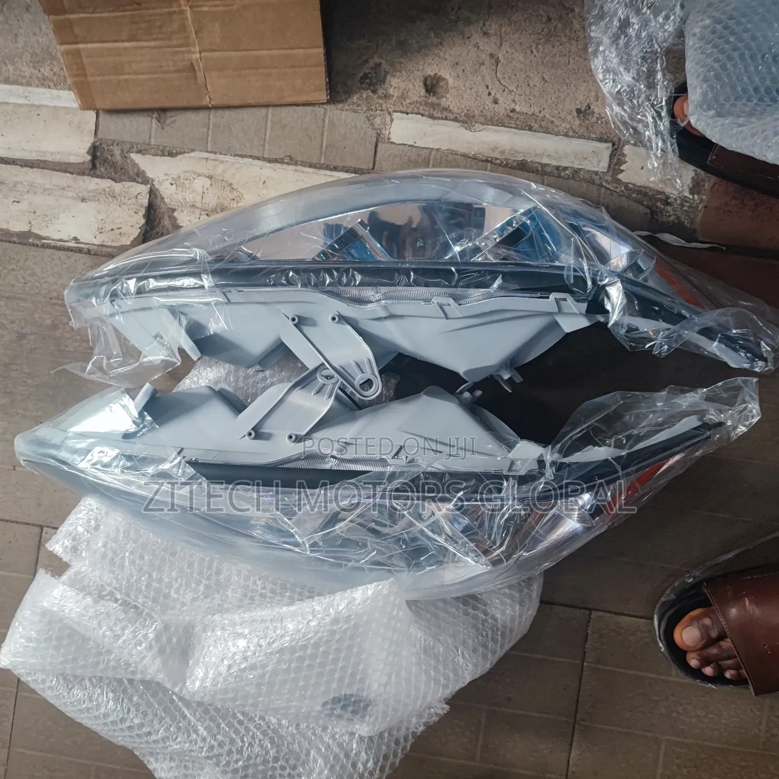 Head Light Camry 2005/2006