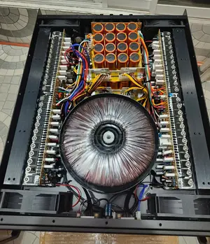 4 Channels Power Amplifier 4*3000