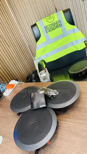 3 Speakers With 4inches Smart Wall Amplifier