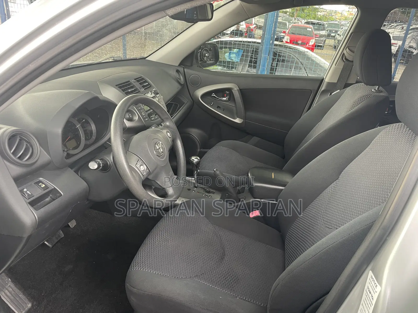 Toyota RAV4 2011 Silver