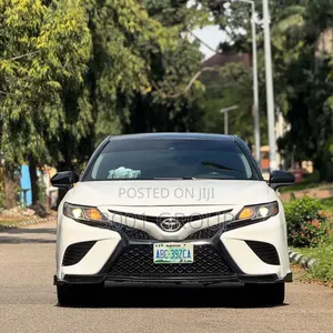 Toyota Camry TRD V6 FWD 2020 White