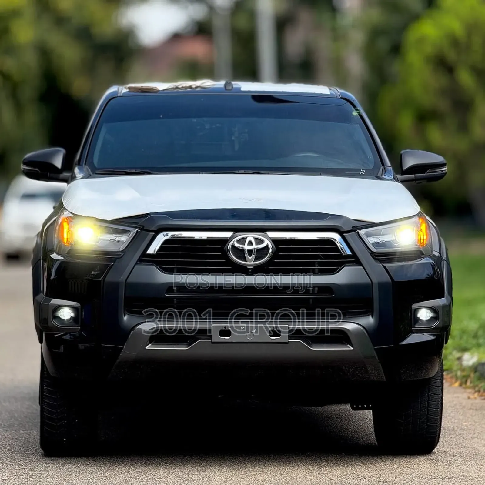 New Toyota Hilux 2025 Black