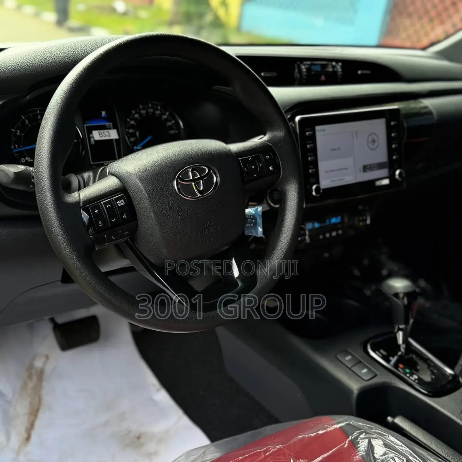 New Toyota Hilux 2025 Black