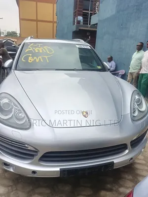 Porsche Cayenne 2013 Silver