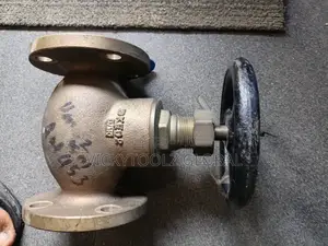 5k40 Brass Gate Valve (11⁄2)
