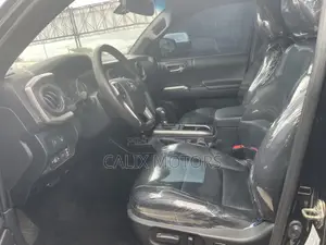 Toyota Tacoma 2020 Black