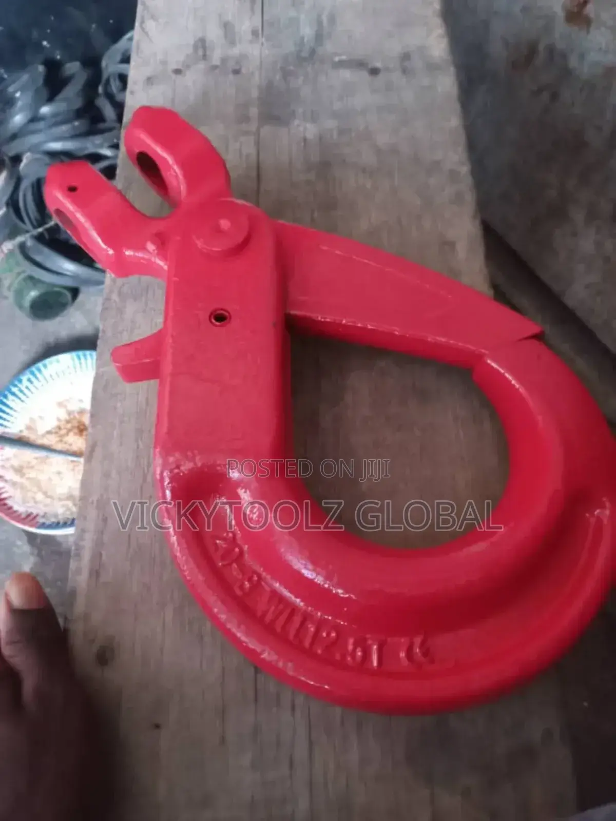 Eye Self Locking Hook (12.5 Ton)