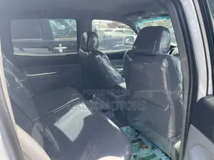 Toyota Tacoma 2009 White