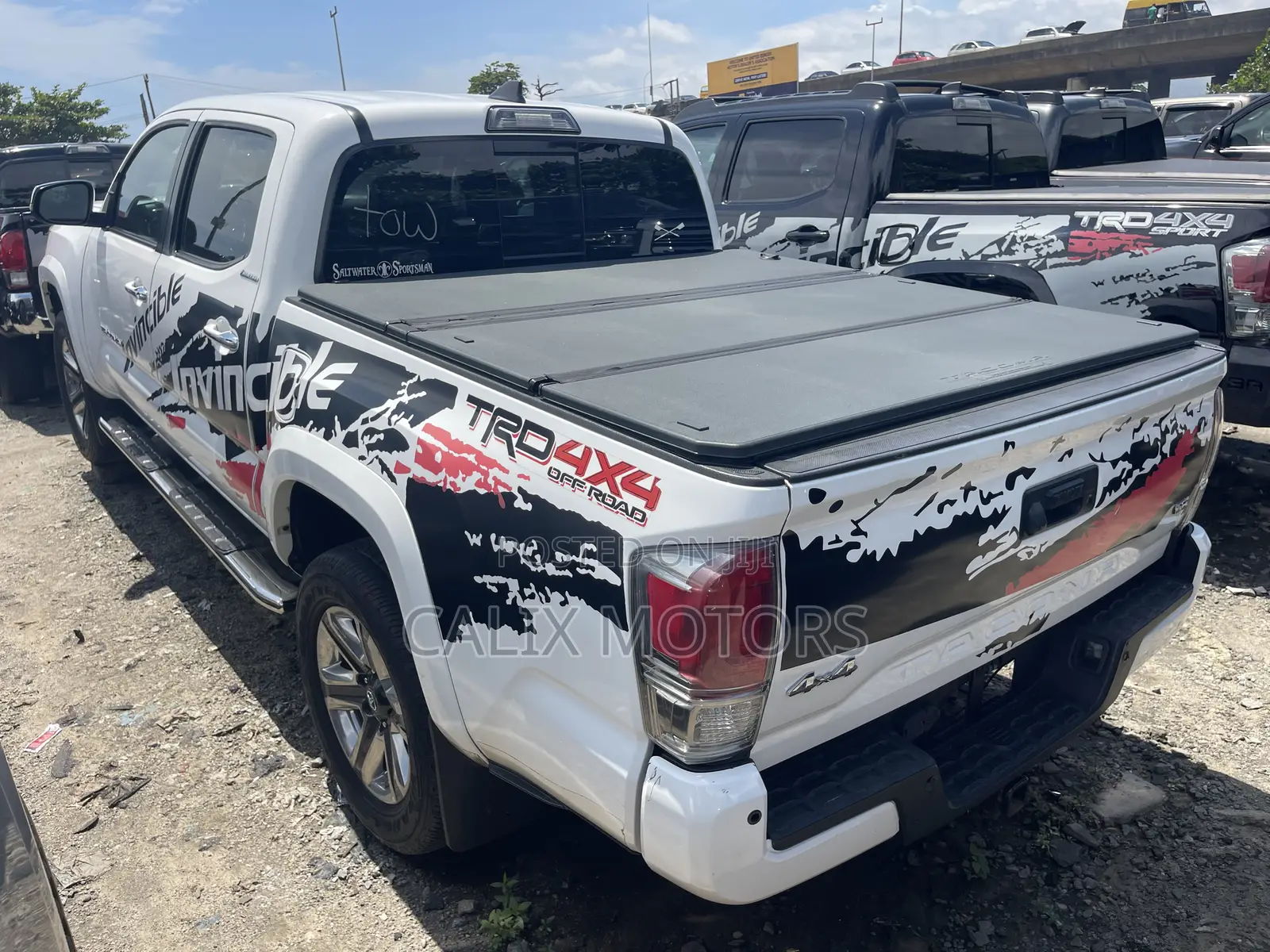 Toyota Tacoma 2018 White