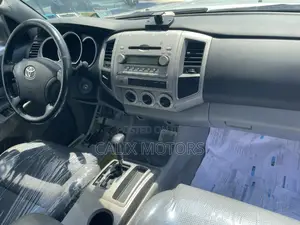 Toyota Tacoma 2009 Silver