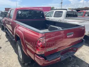 Toyota Tacoma 2009 Red