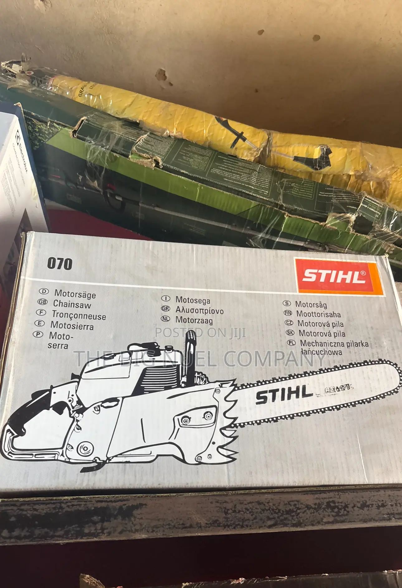 First Grade Original Chainsaw Machine 070