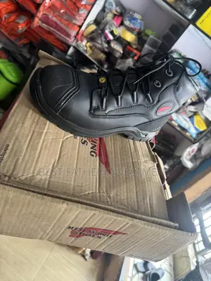 3205 Red Wings/Redwings Oil And Gas Safety Boot 🥾 Available