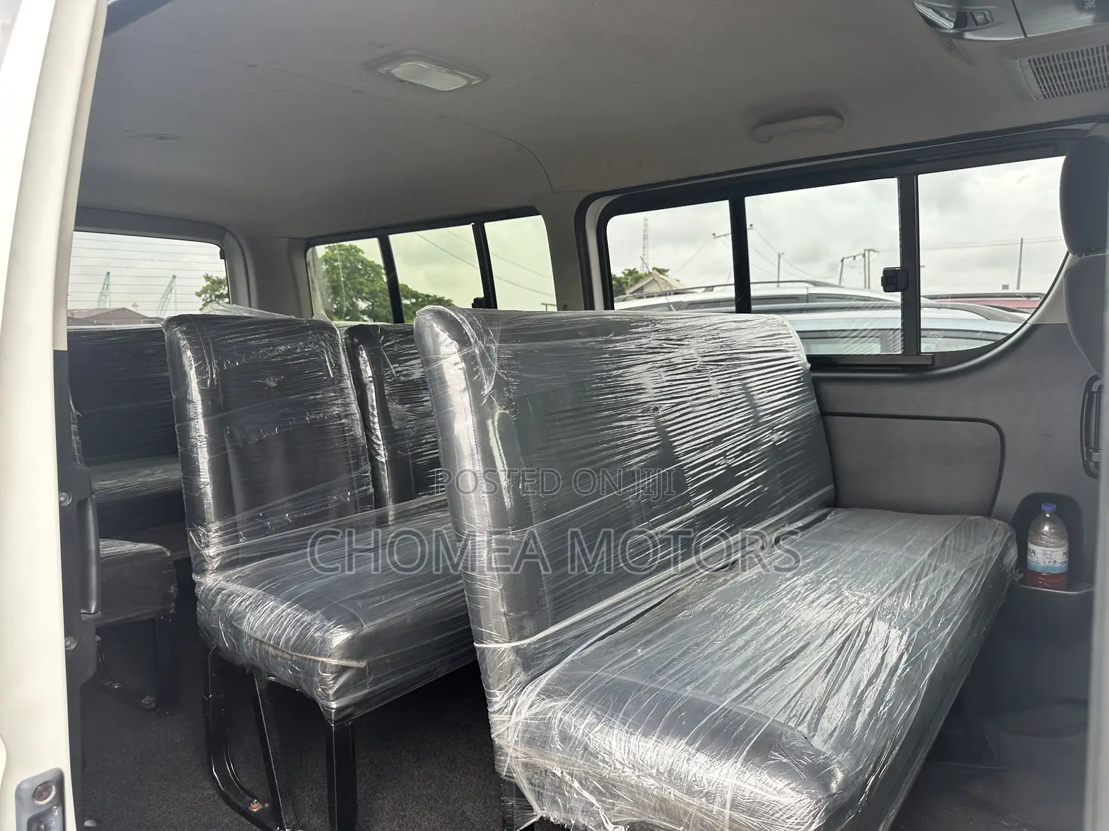 Toyota HiAce 2015 White