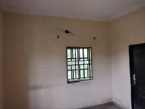 1bdrm Block of Flats in Estate Rumuodomaya for rent