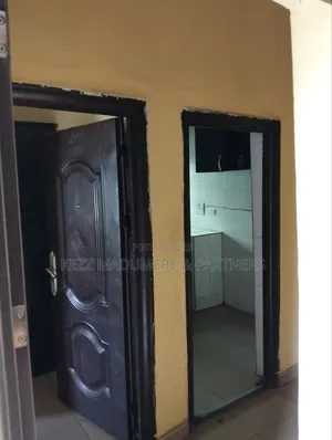 1bdrm Block of Flats in Estate Rumuodomaya for rent