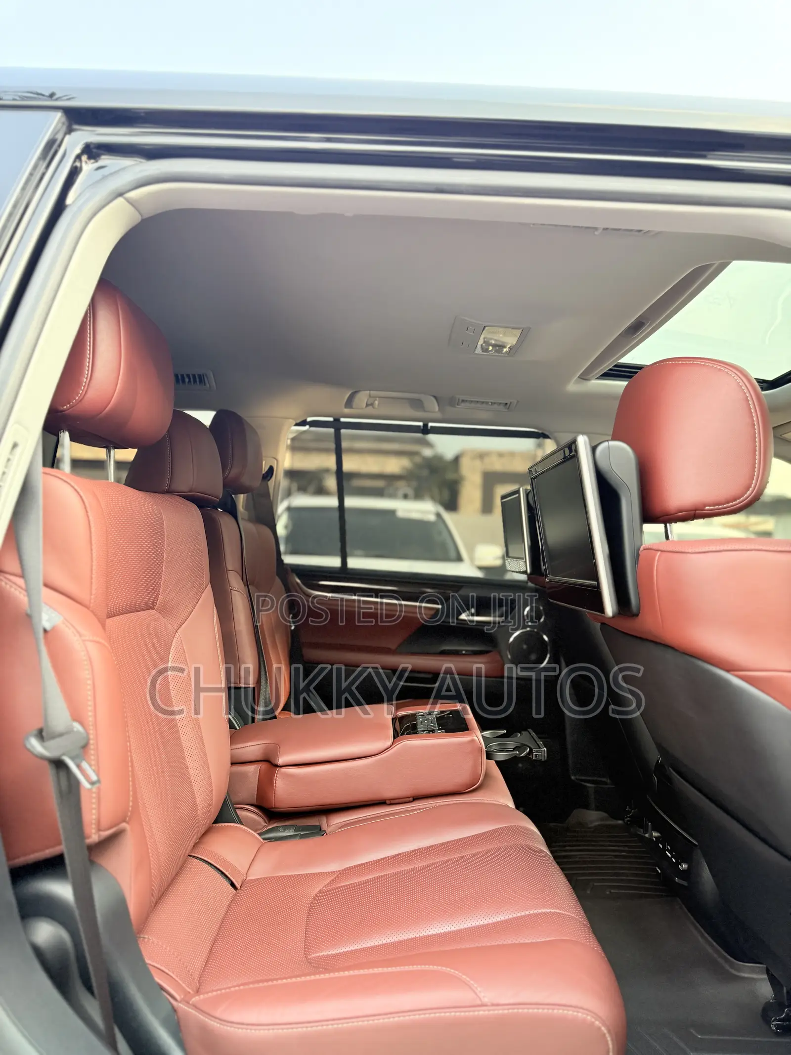 Lexus LX 570 AWD 2018 Black