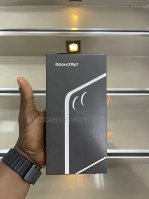 New Samsung Galaxy Z Flip7 256 GB Black