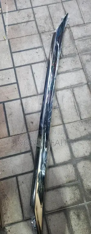 Booth Chrome
