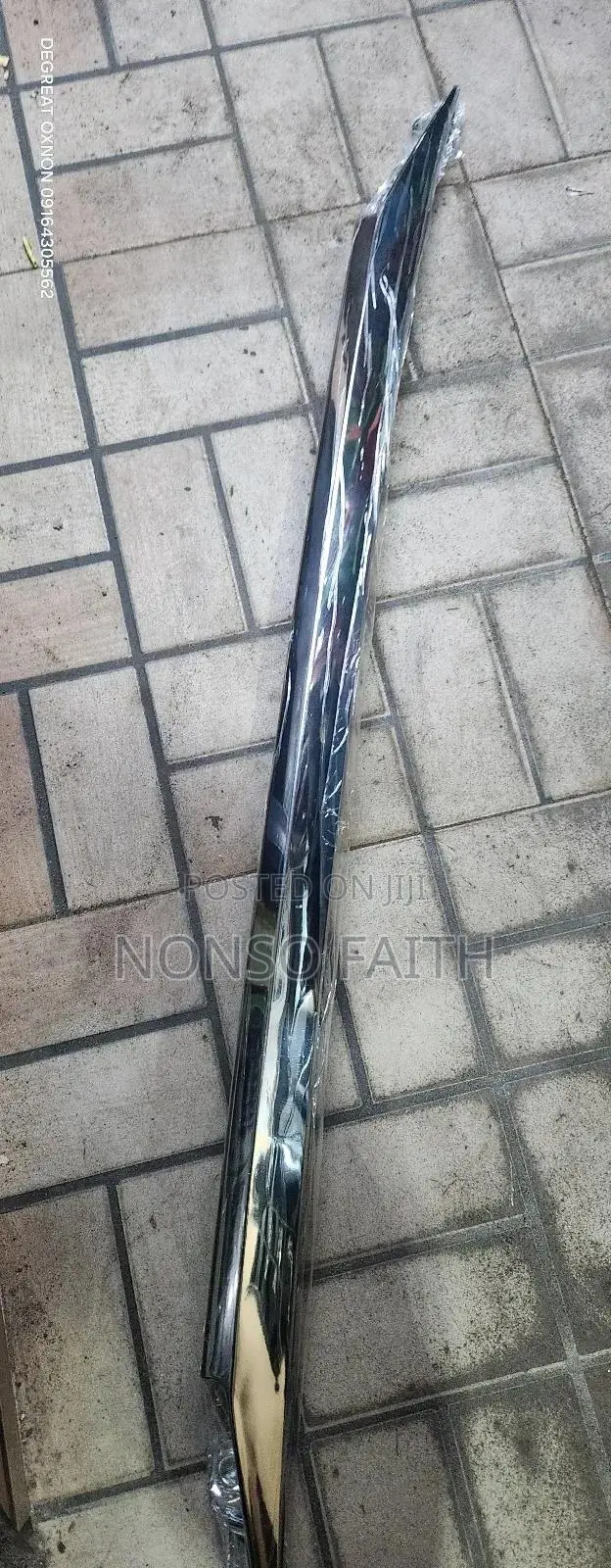 Booth Chrome