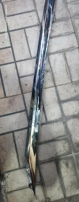 Booth Chrome