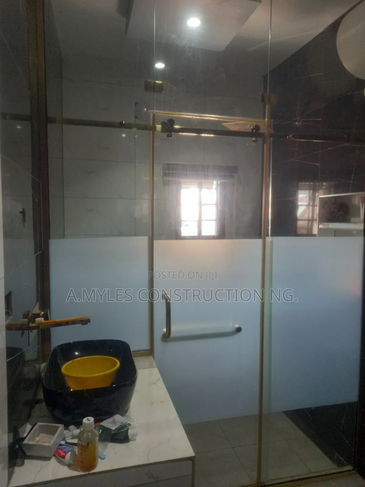 Olobo Gold Cubicles