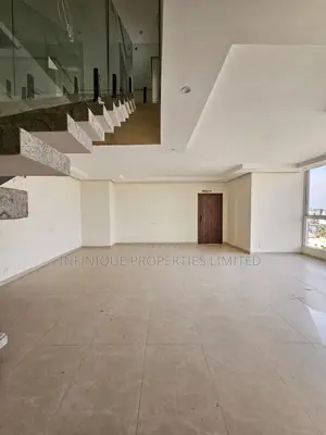 4bdrm Maisonette in Victoria Island for sale