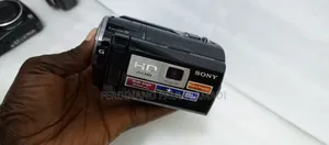 Sony Full Hd Video and Photo Camera With Projector Mic Port