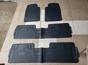 Sienna Car Footmat (Rubber)
