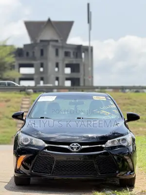 Toyota Camry SE 4dr Sedan (2.5L 4cyl 6A) 2016 Black
