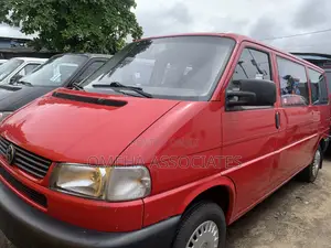 Volkswagen Transporter 2004 Red