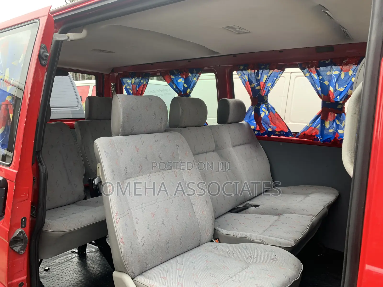 Volkswagen Transporter 2004 Red