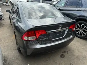Honda Civic 2010 Gray