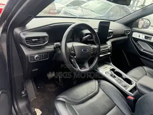 Ford Explorer 2021 Gray