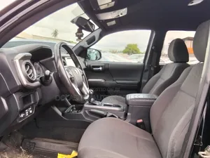 Toyota Tacoma 2018 Black