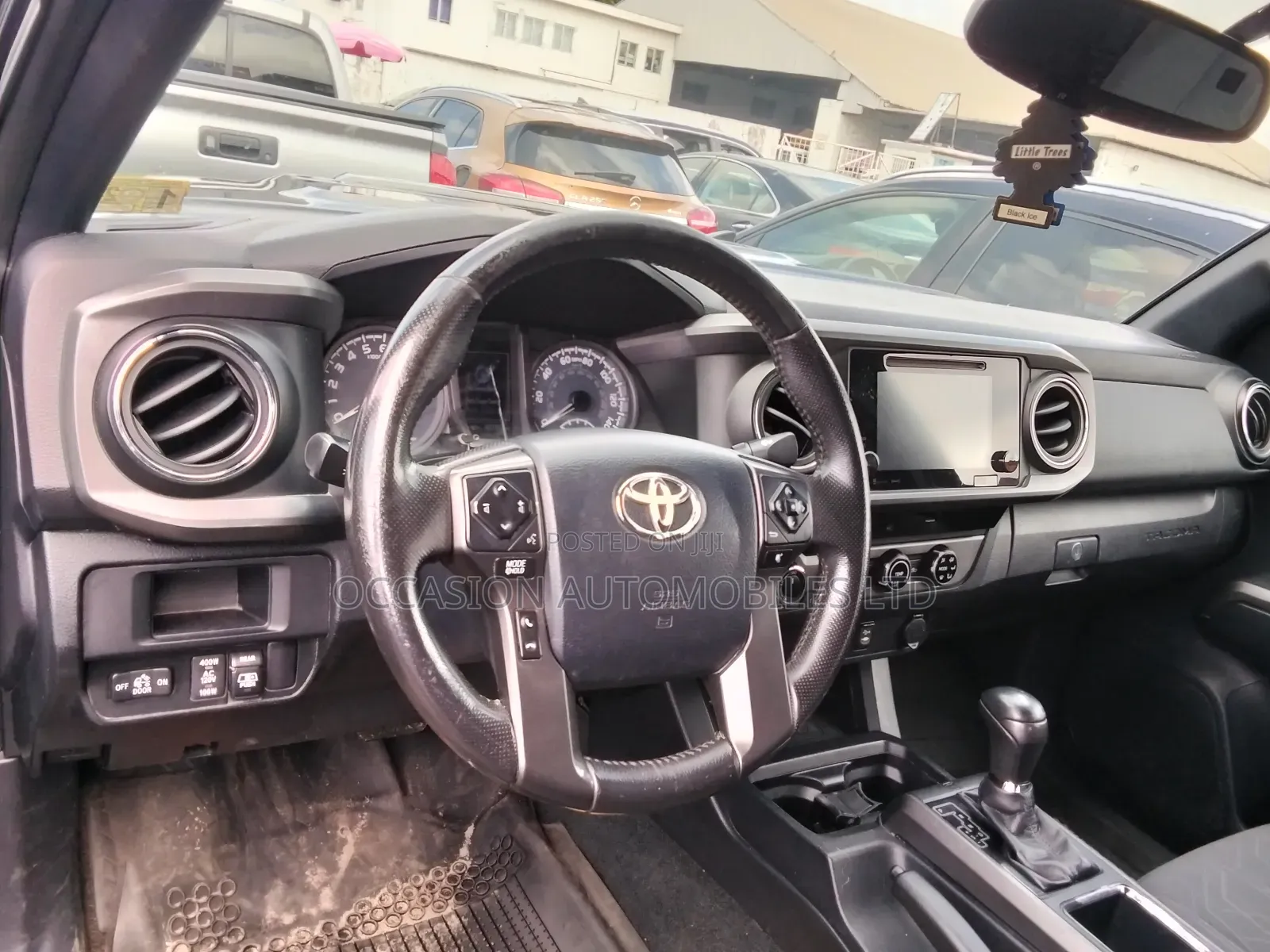 Toyota Tacoma 2018 Black