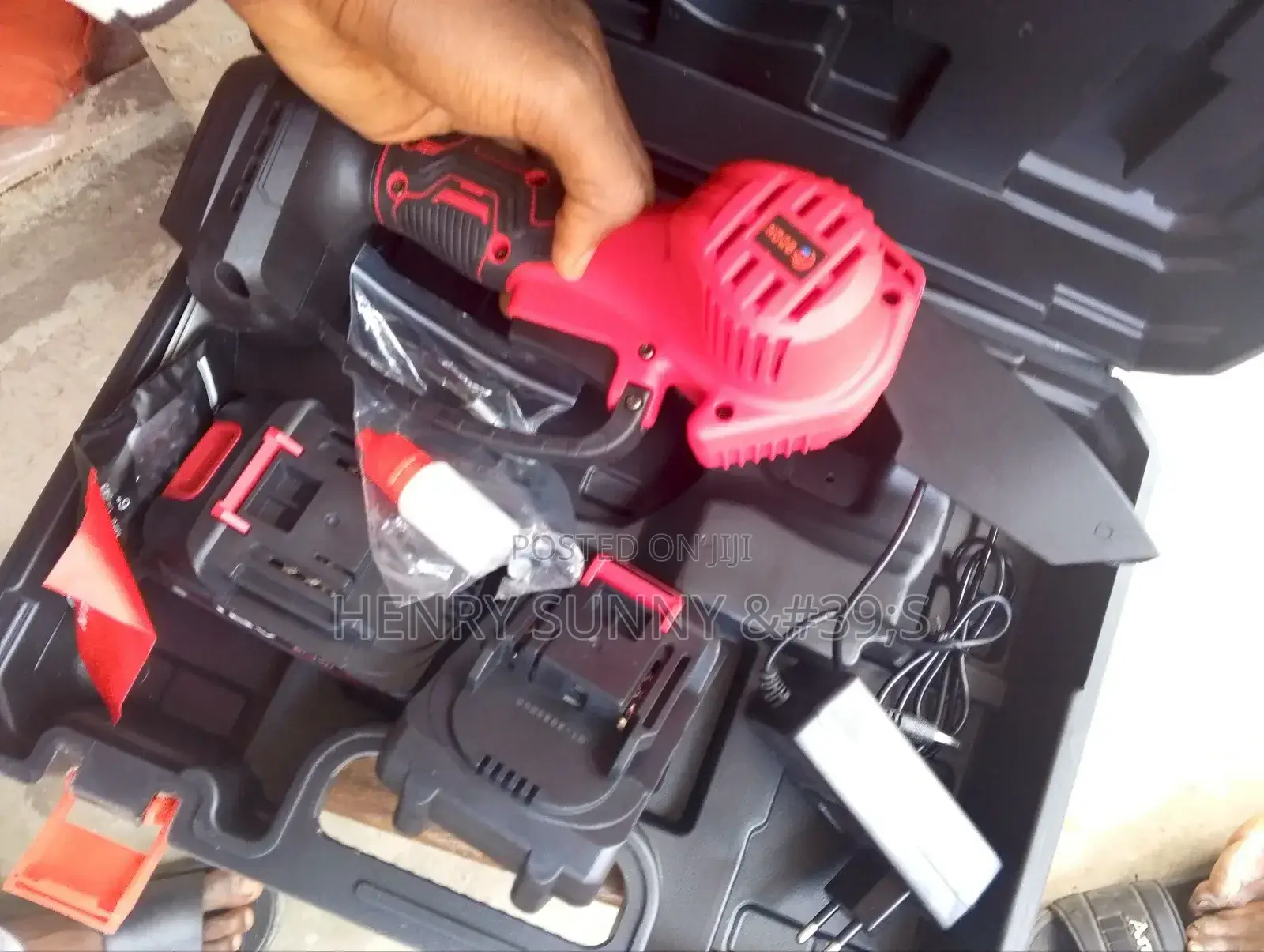 Hand Chian Saw Machine Battery One