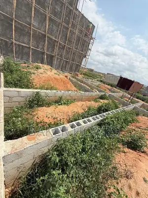Prime 2-Unit Terrace Plots at Foundation Level