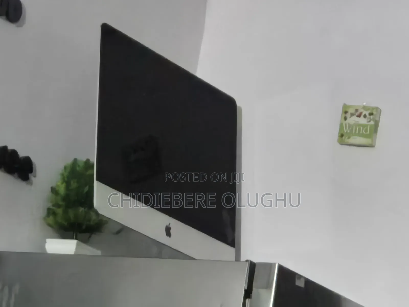 Desktop Computer Apple iMac 8GB Intel Core i3 SSD 512GB