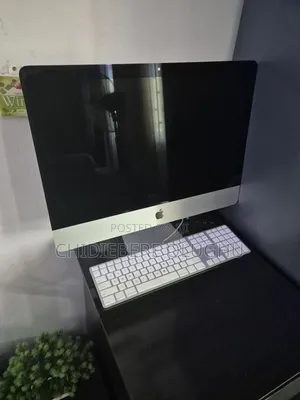Desktop Computer Apple iMac 8GB Intel Core i3 SSD 512GB