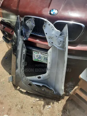 Lexus Fender Ux200h 2020