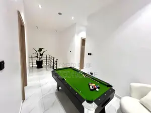 Luxurious 4 Bedroom Duplex