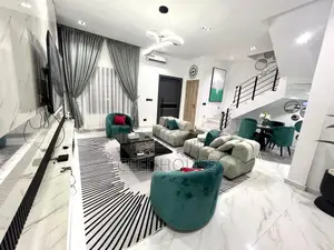 Luxurious 4 Bedroom Duplex