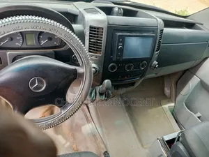 Mercedes-Benz Sprinter 2013 Black