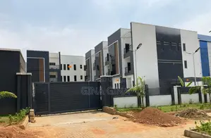 4bdrm Townhouse/Terrace in Wuye Main for sale