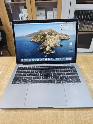 Laptop Apple MacBook Pro 2017 16GB Intel Core I7 SSD 256GB